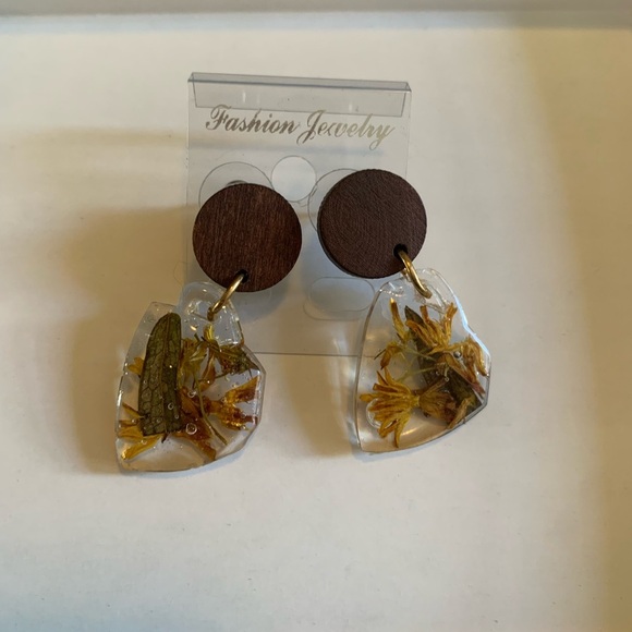 Burnt Orange Handmade Headband Gift set with Milkweed Resin Jewelry Earrings - Picture 4 of 7